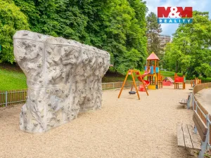 Prodej bytu 3+1, Praha - Kobylisy, Košťálkova, 66 m2