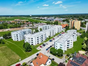 Prodej bytu 3+kk, Třeboň, U Francouzů, 78 m2