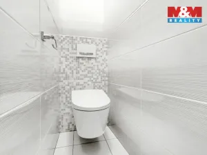 Prodej bytu 2+1, Praha - Žižkov, Jeseniova, 74 m2