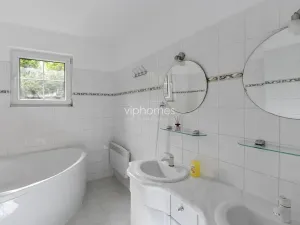 Pronájem vily, Praha - Nebušice, V březinkách, 365 m2