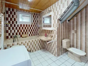 Prodej rodinného domu, Velká Skrovnice, 213 m2