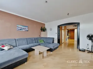 Prodej bytu 3+1, Tábor, Bukurešťská, 72 m2