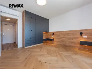 Pronájem bytu 2+kk, Praha - Břevnov, Radimova, 59 m2