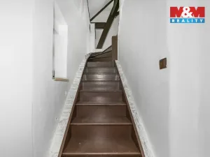 Prodej činžovního domu, Holýšov, náměstí 5. května, 230 m2