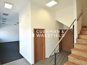 Pronájem skladu, Praha - Letňany, Toužimská, 840 m2