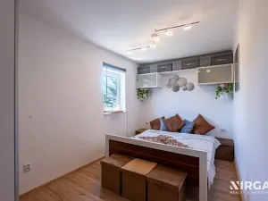 Prodej rodinného domu, Zlonín, Hlavní, 247 m2