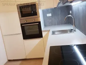 Prodej bytu 2+1, Ostrava, Volgogradská, 56 m2