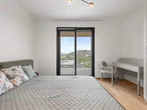Pronájem bytu 2+kk, Praha - Modřany, Československého exilu, 58 m2
