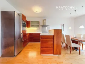 Pronájem bytu 3+kk, Praha - Podolí, Na hřebenech II, 119 m2