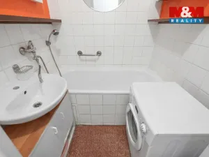 Prodej bytu 2+1, Kladno - Kročehlavy, Pařížská, 63 m2