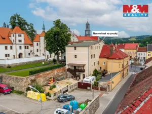 Prodej obchodního prostoru, Benešov nad Ploučnicí, náměstí Míru, 900 m2