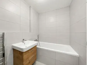 Prodej bytu 4+kk, Odolena Voda, Školní, 100 m2