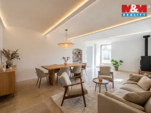 Prodej rodinného domu, Stříbřec - Mníšek, 211 m2
