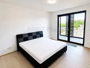 Pronájem bytu 2+kk, Praha - Modřany, Mezi vodami, 70 m2