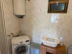 Pronájem skladu, Malá Skála, 200 m2