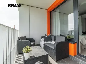 Prodej bytu 2+kk, Praha - Vysočany, Strnadových, 50 m2
