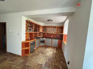Prodej rodinného domu, Načeradec, Zámecké náměstí, 170 m2