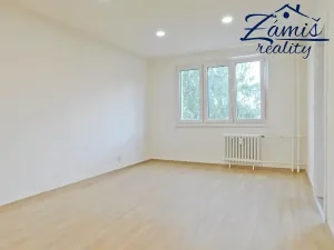 Pronájem bytu 2+1, Kladno, Litevská, 62 m2