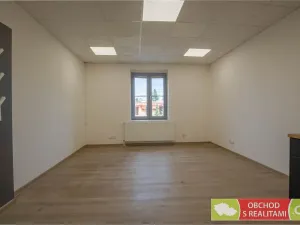Pronájem kanceláře, Říčany, 17. listopadu, 24 m2