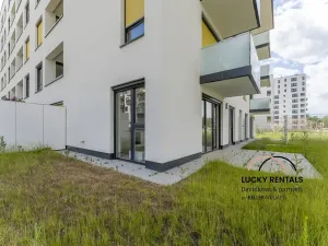 Pronájem bytu 2+kk, Praha - Vysočany, Pod Harfou, 42 m2