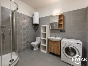 Pronájem bytu 1+kk, Olomouc, tř. Svornosti, 32 m2