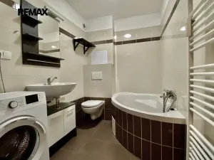 Pronájem bytu 3+kk, Milovice, Spojovací, 56 m2