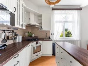 Pronájem bytu 3+kk, Praha - Bubeneč, U Sparty, 110 m2