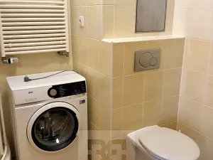 Pronájem bytu 1+kk, Praha - Holešovice, U měšťanského pivovaru, 41 m2