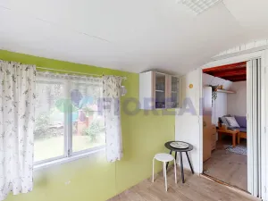 Prodej chaty, Praha - Kyje, Nedokončená, 20 m2