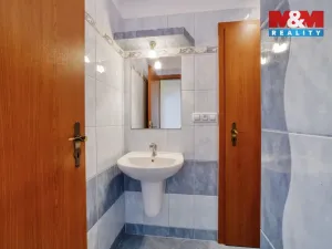 Pronájem bytu 1+1, Cheb, Šeříková, 40 m2
