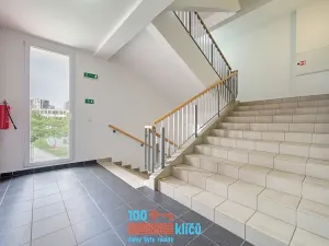 Pronájem bytu 1+1, Praha - Modřany, Vorařská, 37 m2