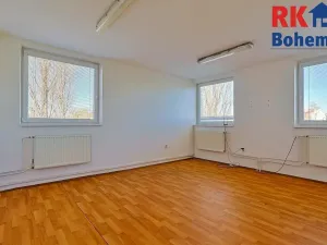 Pronájem skladu, Český Brod, Klučovská, 400 m2