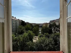 Pronájem bytu 2+kk, Praha - Žižkov, Ambrožova, 46 m2