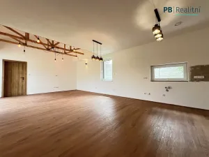 Prodej rodinného domu, Očihov, 145 m2