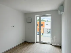 Pronájem bytu 2+kk, Vracov, Josefa Somra, 65 m2