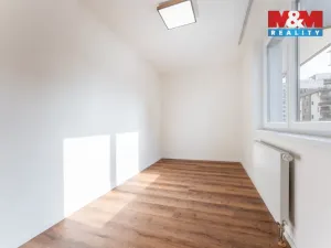 Pronájem bytu 3+kk, Praha - Vysočany, Pod Harfou, 127 m2