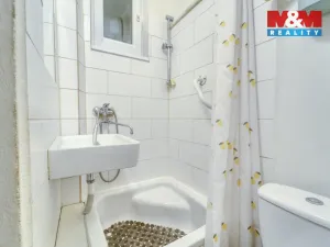 Prodej bytu 1+kk, Plzeň - Lobzy, Rokycanská, 30 m2