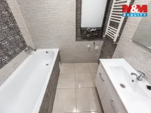 Prodej bytu 3+kk, Břežany II, 81 m2