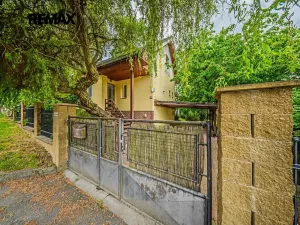 Prodej rodinného domu, Hřebeč, V háji, 165 m2