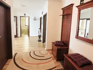 Prodej bytu 3+kk, Karlovy Vary, Pražská silnice, 102 m2