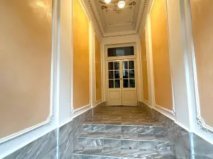 Prodej bytu 3+1, Karlovy Vary, Sadová, 112 m2