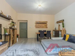 Prodej bytu 3+1, Slaný, Ouvalova, 98 m2