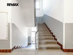 Pronájem bytu 1+kk, Praha - Břevnov, Patočkova, 25 m2
