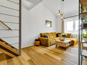 Prodej bytu 3+kk, Šestajovice, Komenského, 116 m2