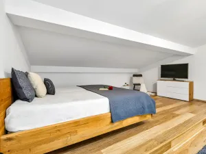 Prodej bytu 3+kk, Šestajovice, Komenského, 116 m2