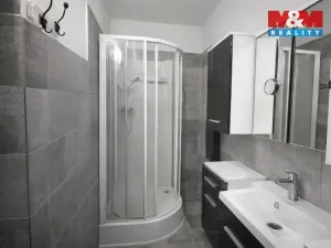 Prodej rodinného domu, Postoloprty - Levonice, 190 m2