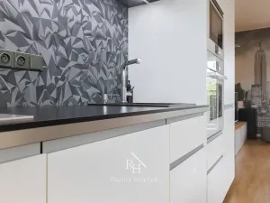 Prodej bytu 2+kk, Buštěhrad, Ořešín, 52 m2