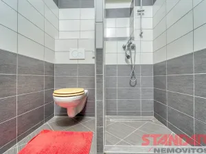 Prodej komerční nemovitosti, Chrášťany, Plzeňská, 207 m2