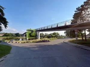 Prodej bytu 3+1, Praha - Troja, Trojská, 88 m2