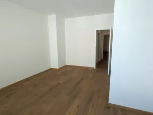 Prodej obchodního prostoru, Praha, Bělohorská, 86 m2